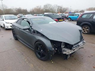 bontott AUDI A5 Bal hátsó Csomagtér Burkolat (Műanyag)