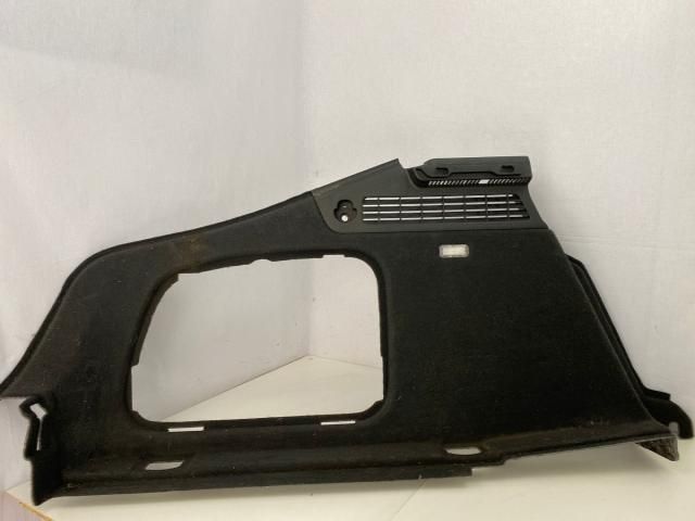 bontott AUDI A5 Bal hátsó Csomagtér Burkolat (Műanyag)