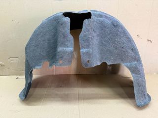 bontott AUDI A5 Bal hátsó Dobbetét (Kerékjárati, Műanyag)