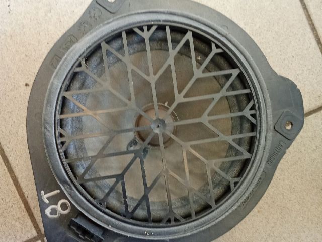 bontott AUDI A5 Bal hátsó Hangszóró