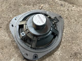 bontott AUDI A5 Bal hátsó Hangszóró