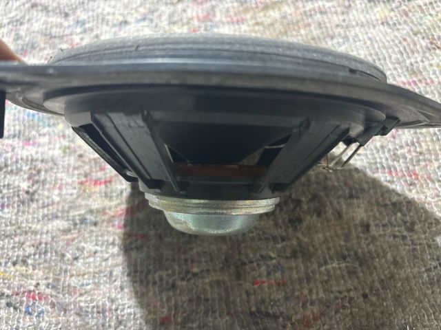 bontott AUDI A5 Bal hátsó Hangszóró