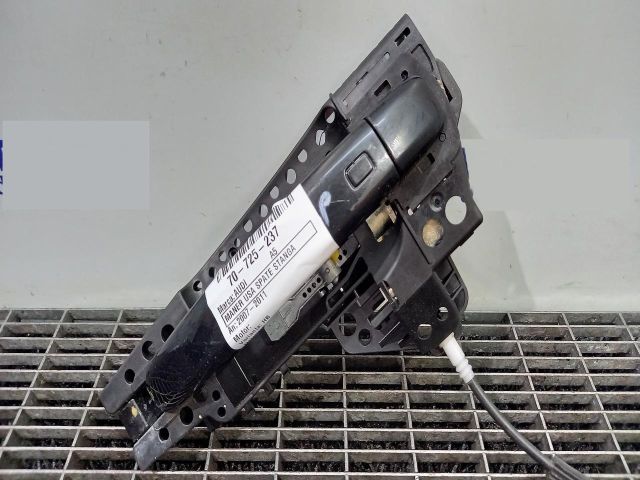 bontott AUDI A5 Bal hátsó Külső Kilincs