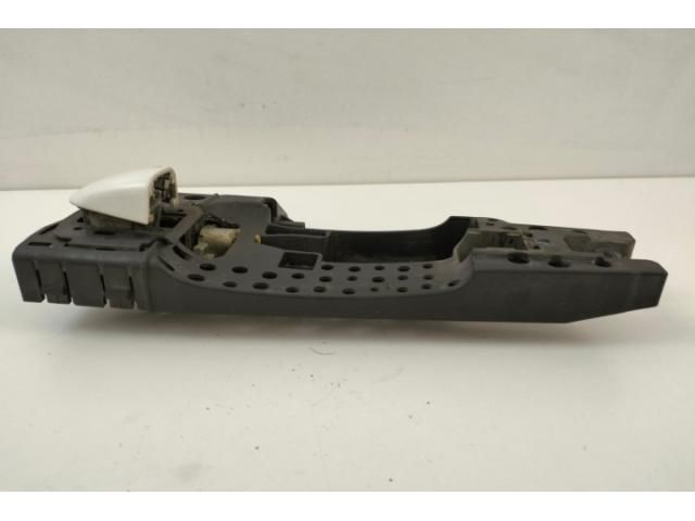 bontott AUDI A5 Bal hátsó Külső Kilincsfészek