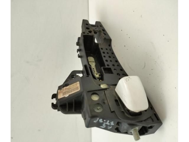 bontott AUDI A5 Bal hátsó Külső Kilincsfészek