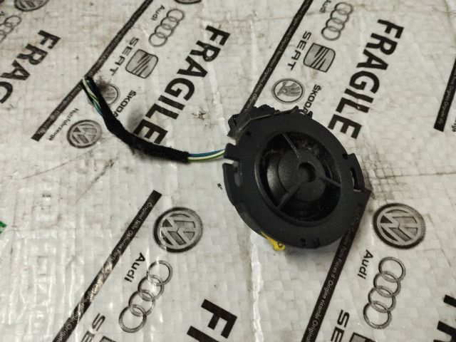 bontott AUDI A5 Bal hátsó Magassugárzó Hangszóró