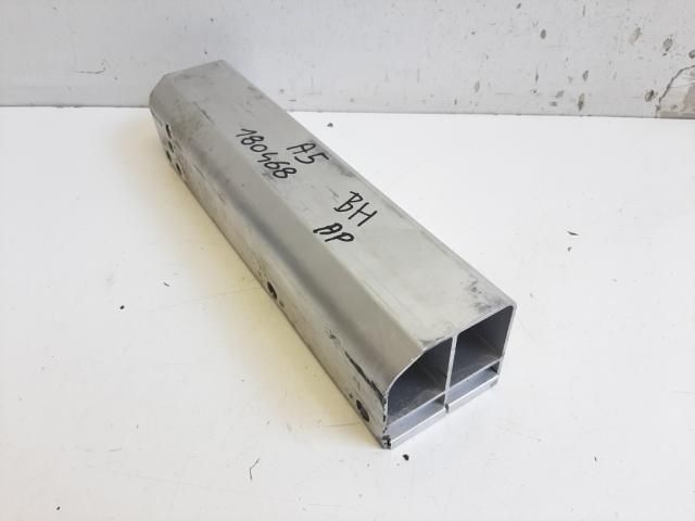 bontott AUDI A5 Bal hátsó Ütközéscsillapító