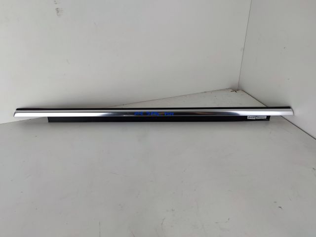 bontott AUDI A5 Bal hátsó Vízlehúzó Gumicsík