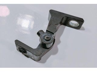 bontott AUDI A5 Bal hátsó Zsanér