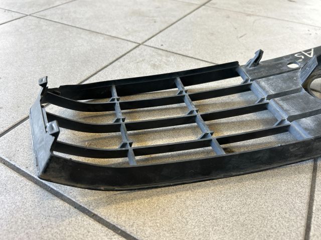 bontott AUDI A5 Bal Ködlámpa Rács