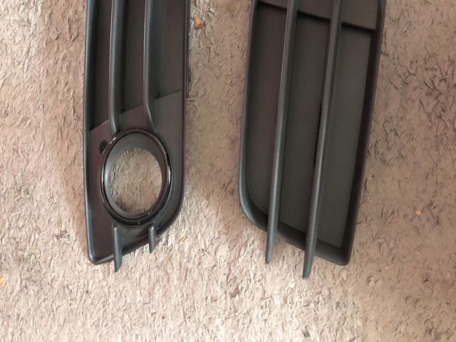 bontott AUDI A5 Bal Ködlámpa Rács