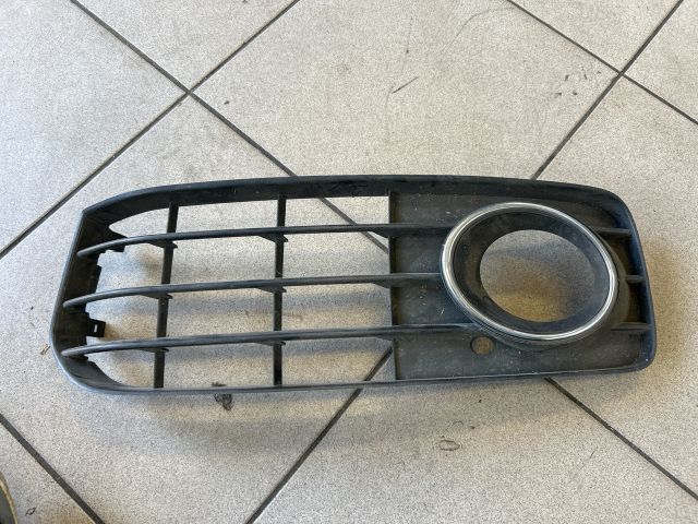 bontott AUDI A5 Bal Ködlámpa Rács