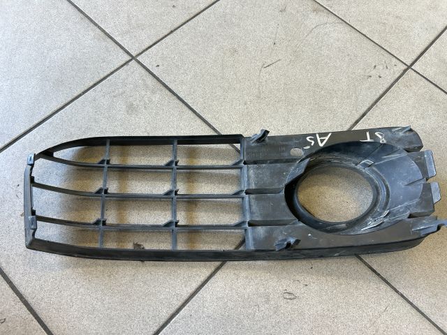 bontott AUDI A5 Bal Ködlámpa Rács