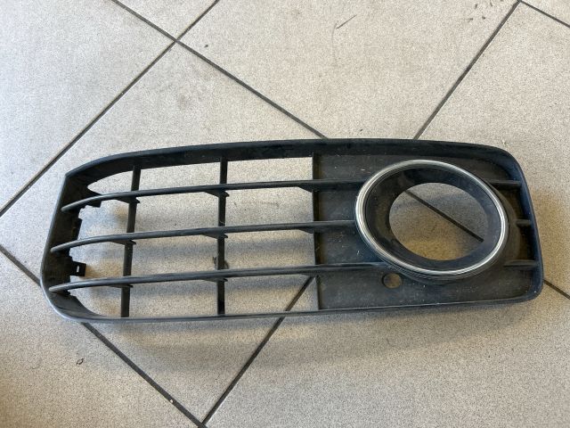 bontott AUDI A5 Bal Ködlámpa Rács