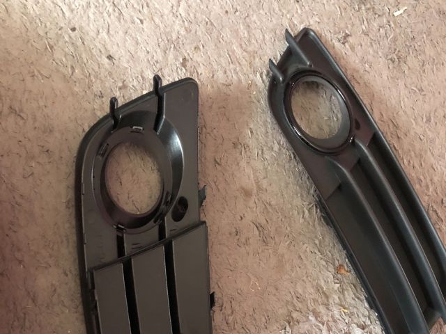 bontott AUDI A5 Bal Ködlámpa Rács