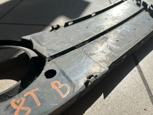 bontott AUDI A5 Bal Ködlámpa Rács