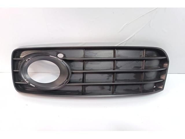 bontott AUDI A5 Bal Ködzárófény Keret