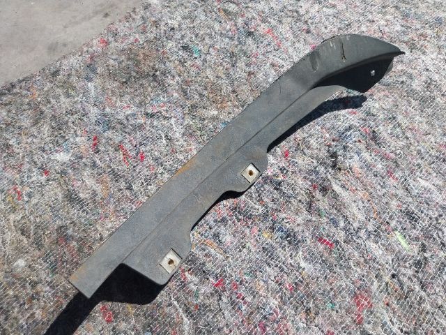 bontott AUDI A5 Bal Küszöb Légterelő