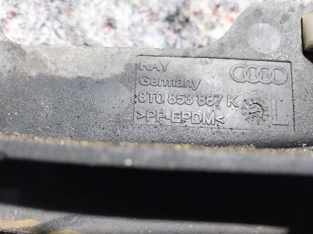 bontott AUDI A5 Bal Küszöb Légterelő