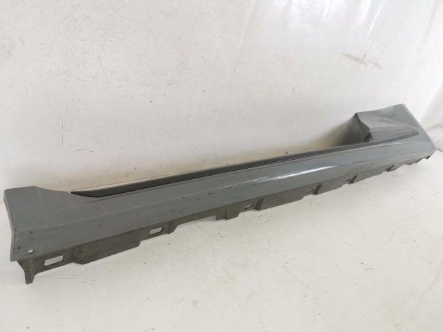 bontott AUDI A5 Bal Küszöb