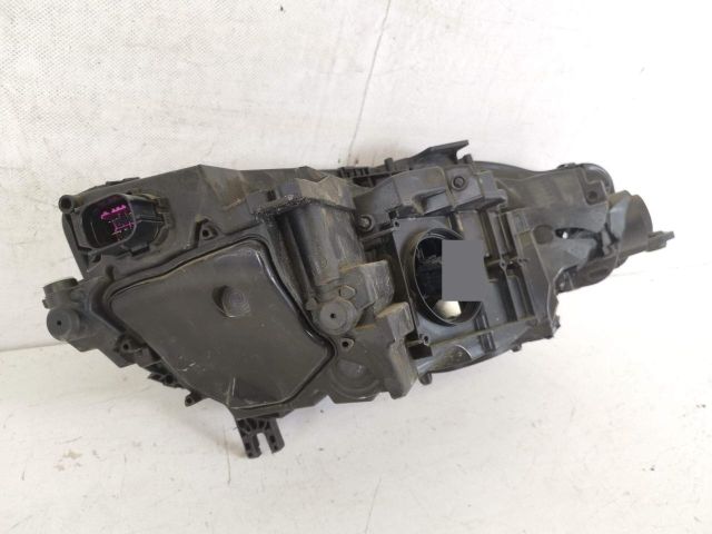 bontott AUDI A5 Bal Ledes Fényszóró