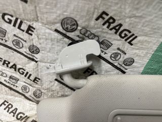 bontott AUDI A5 Bal Napellenző