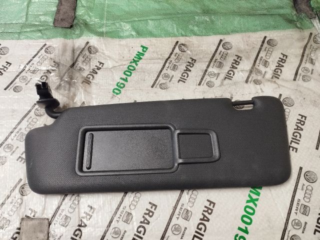 bontott AUDI A5 Bal Napellenző