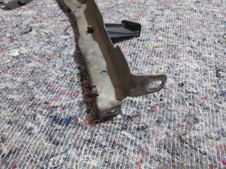 bontott AUDI A5 Bal Sárvédő Oldaltartó