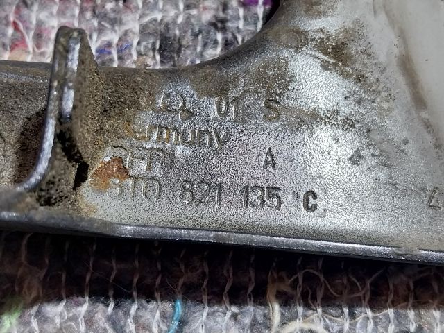 bontott AUDI A5 Bal Sárvédő Oldaltartó