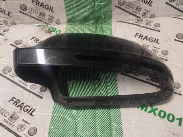 bontott AUDI A5 Bal Visszapillantó Tükör Burkolat