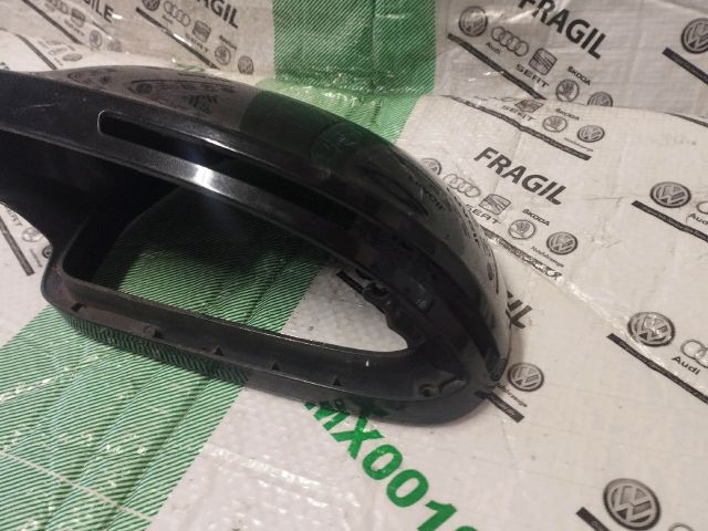 bontott AUDI A5 Bal Visszapillantó Tükör Burkolat