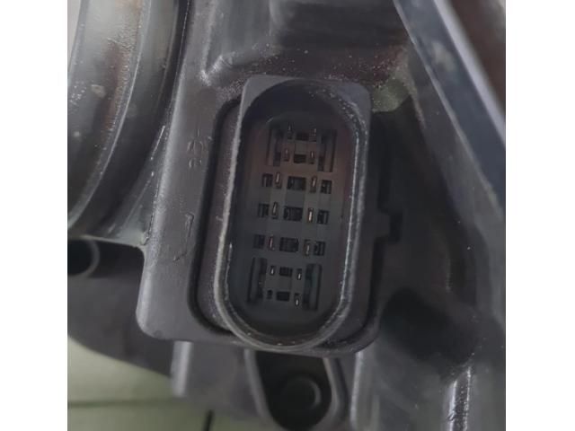 bontott AUDI A5 Bal Xenon Fényszóró