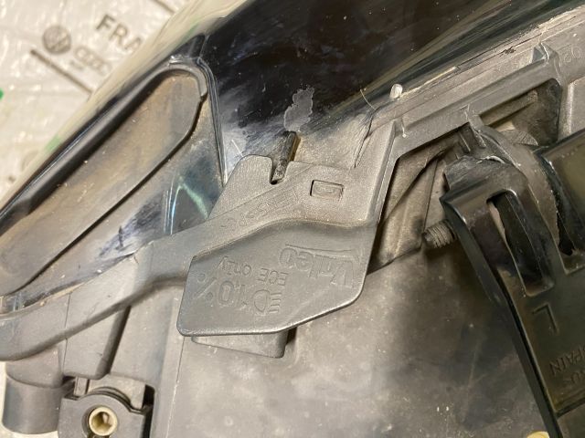 bontott AUDI A5 Bal Xenon Fényszóró