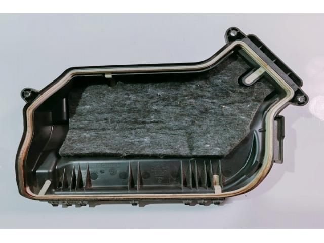 bontott AUDI A5 Biztosítéktábla Fedél