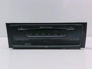 bontott AUDI A5 CD / DVD Tár