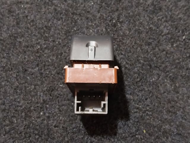 bontott AUDI A5 Csomagtér Nyitó Kar / Gomb