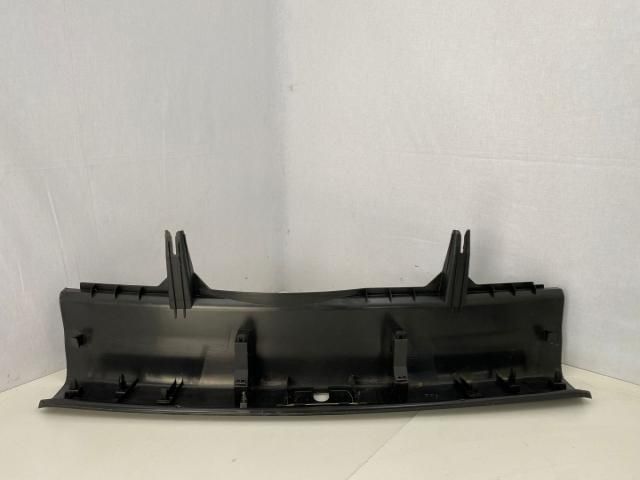 bontott AUDI A5 Csomagtérajtó Díszléc