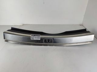 bontott AUDI A5 Csomagtérajtó Díszléc