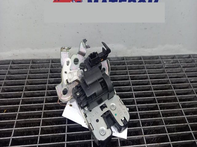 bontott AUDI A5 Csomagtérajtó Ütköző