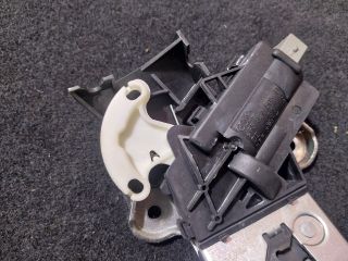 bontott AUDI A5 Csomagtérajtó Zárszerkezet