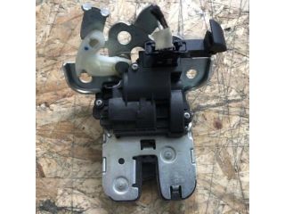 bontott AUDI A5 Csomagtérajtó Zárszerkezet