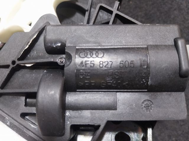 bontott AUDI A5 Csomagtérajtó Zárszerkezet