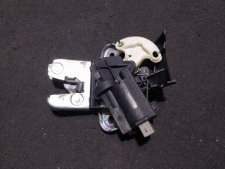 bontott AUDI A5 Csomagtérajtó Zárszerkezet