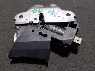 bontott AUDI A5 Csomagtérajtó Zárszerkezet