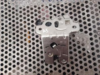 bontott AUDI A5 Csomagtérajtó Zárszerkezet