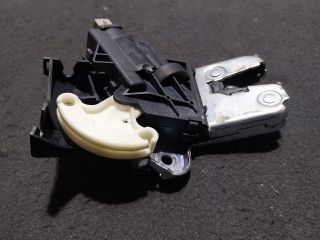 bontott AUDI A5 Csomagtérajtó Zárszerkezet