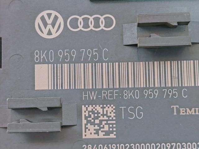 bontott AUDI A5 Elektronika (Magában)