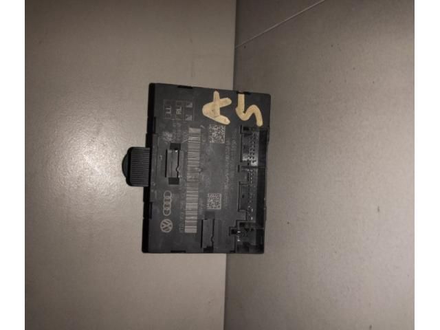 bontott AUDI A5 Elektronika (Magában)