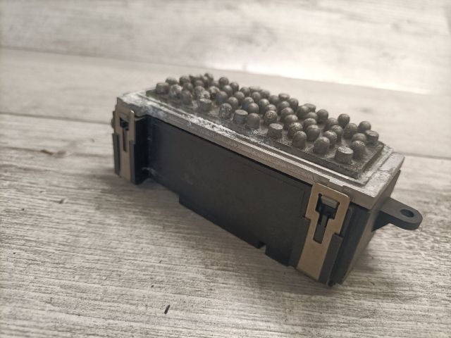 bontott AUDI A5 Előtét Ellenállás Fűtőmotor