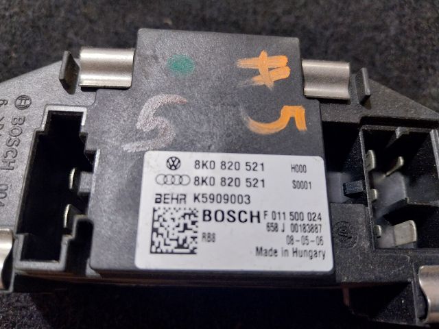 bontott AUDI A5 Előtét Ellenállás Fűtőmotor